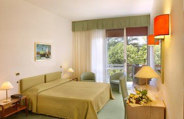Hotel Cristallino & Suites Montecatini Terme Exterior foto